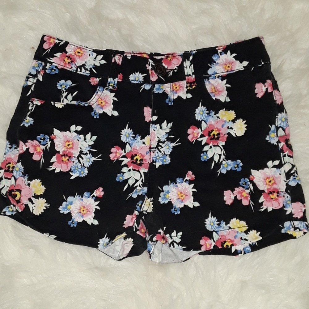 Floral print high waisted shorts
